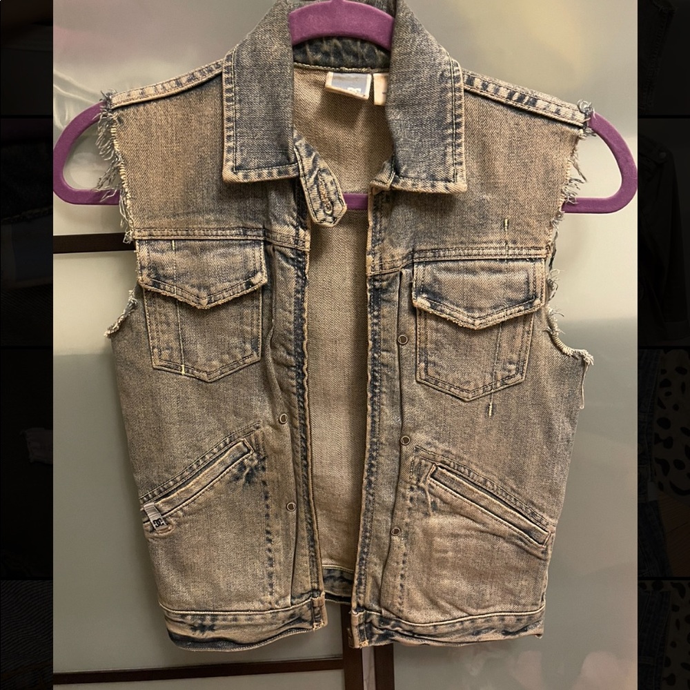 DC brand ⭐️ Denim vest
